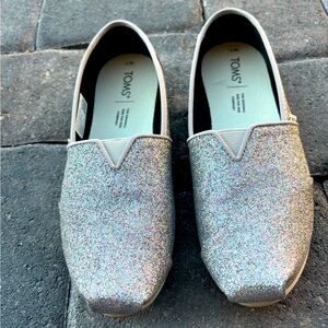 Toms size 7 women’s